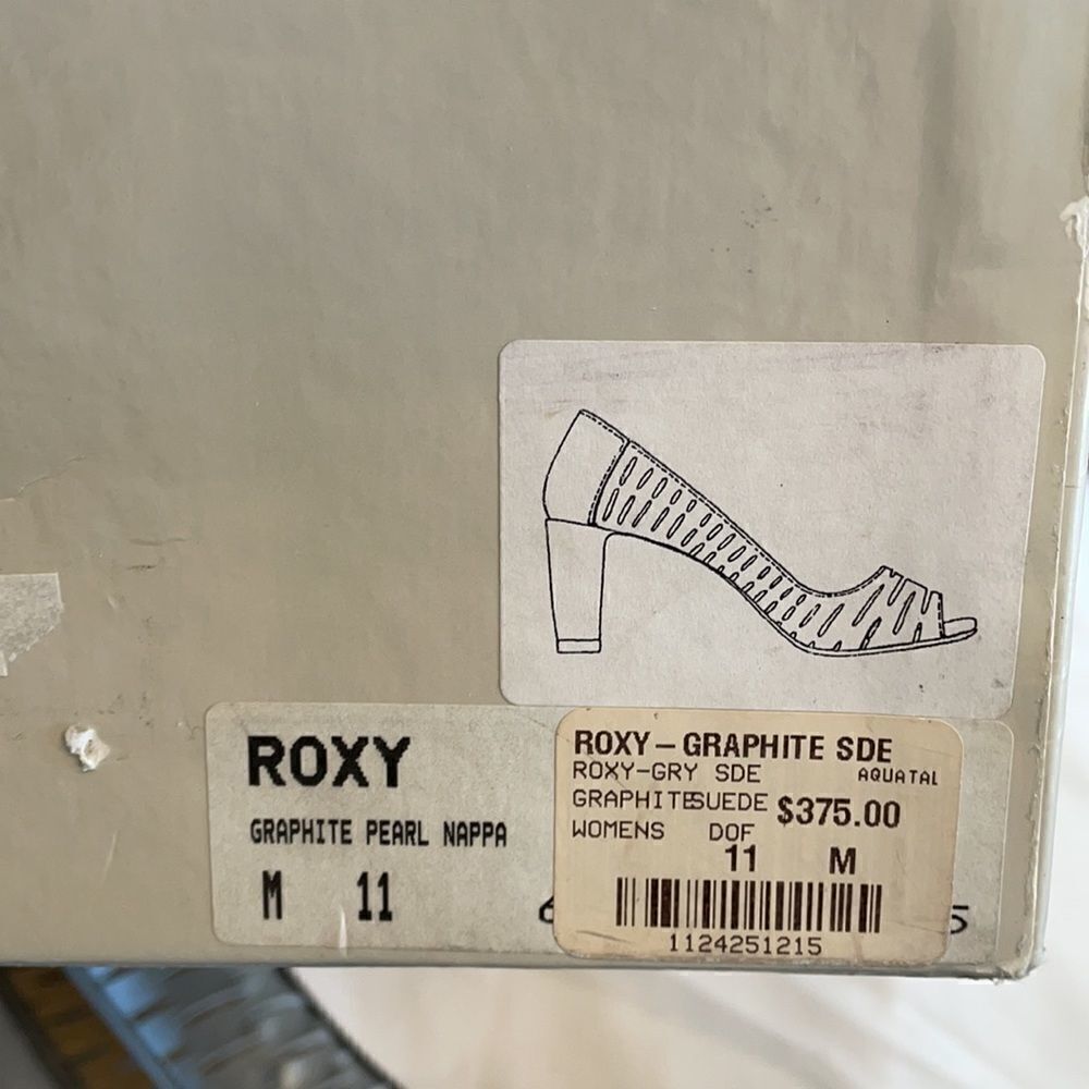 AQUATALIA GUNMETAL CUT OUT PEEPTOE SHOES. … - Picture 7 of 9